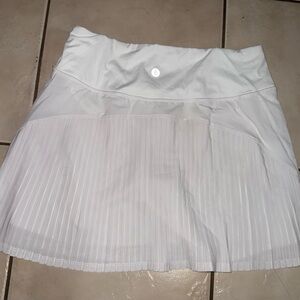 White Women's Skirt Short
